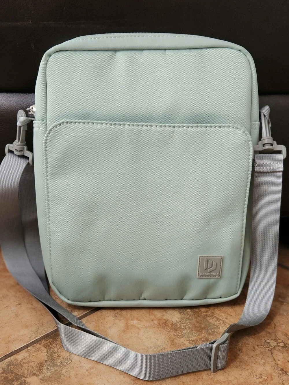 Dadanism Tablet Carrying Case w/ Shoulder Strap